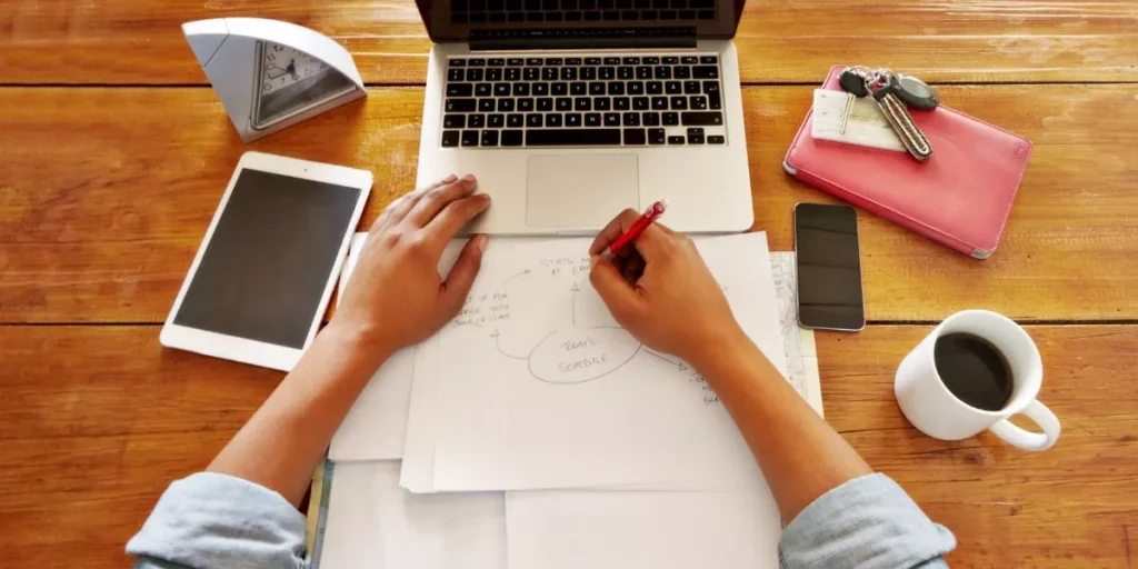 right laptop 1024x512.webp.webp