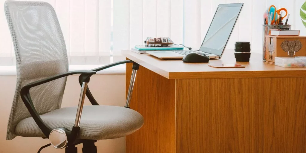 right office chair 1024x512.webp.webp