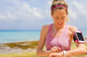 wearable tech help you track 1024x512.webp.webp