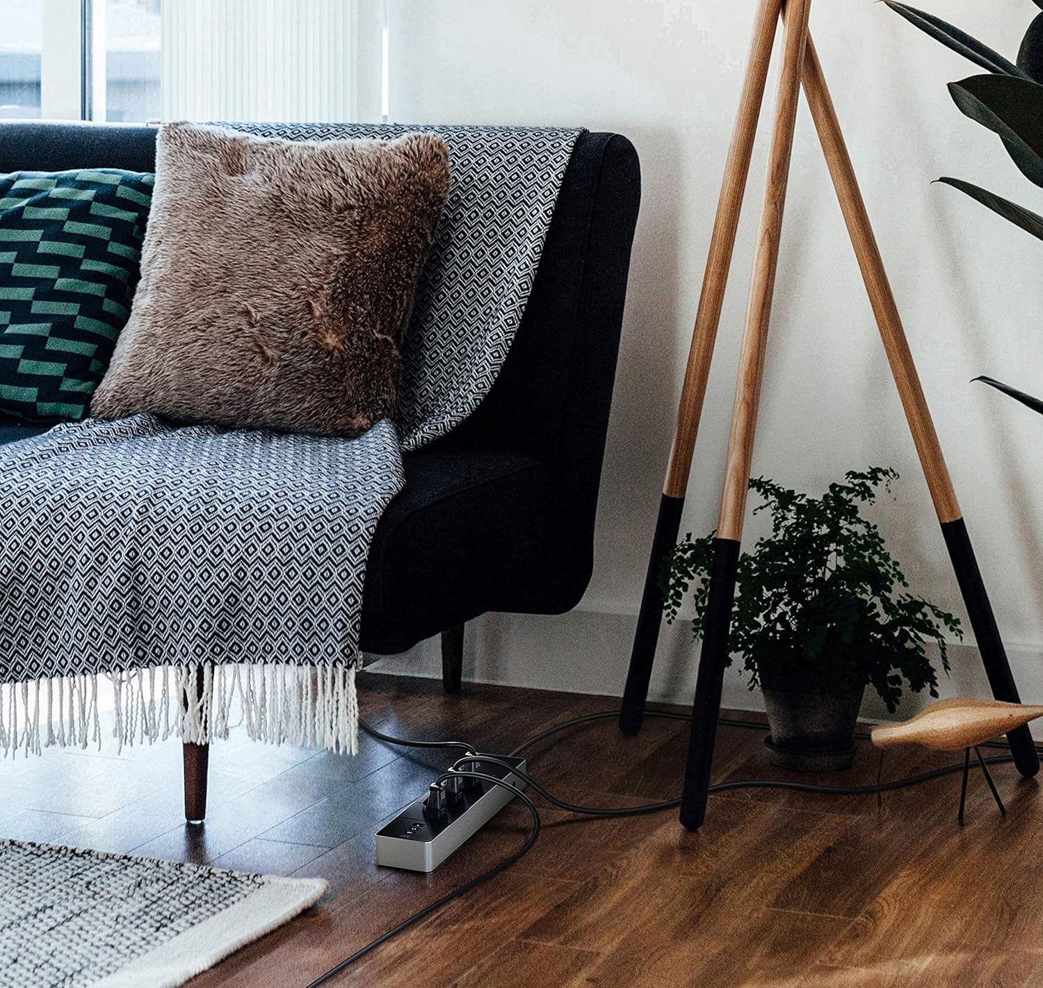 eve energy strip smart triple outlet & power meter for apple home, built in schedules & switches, surge protection, overcurrent protection, overvoltage protection, energy metering