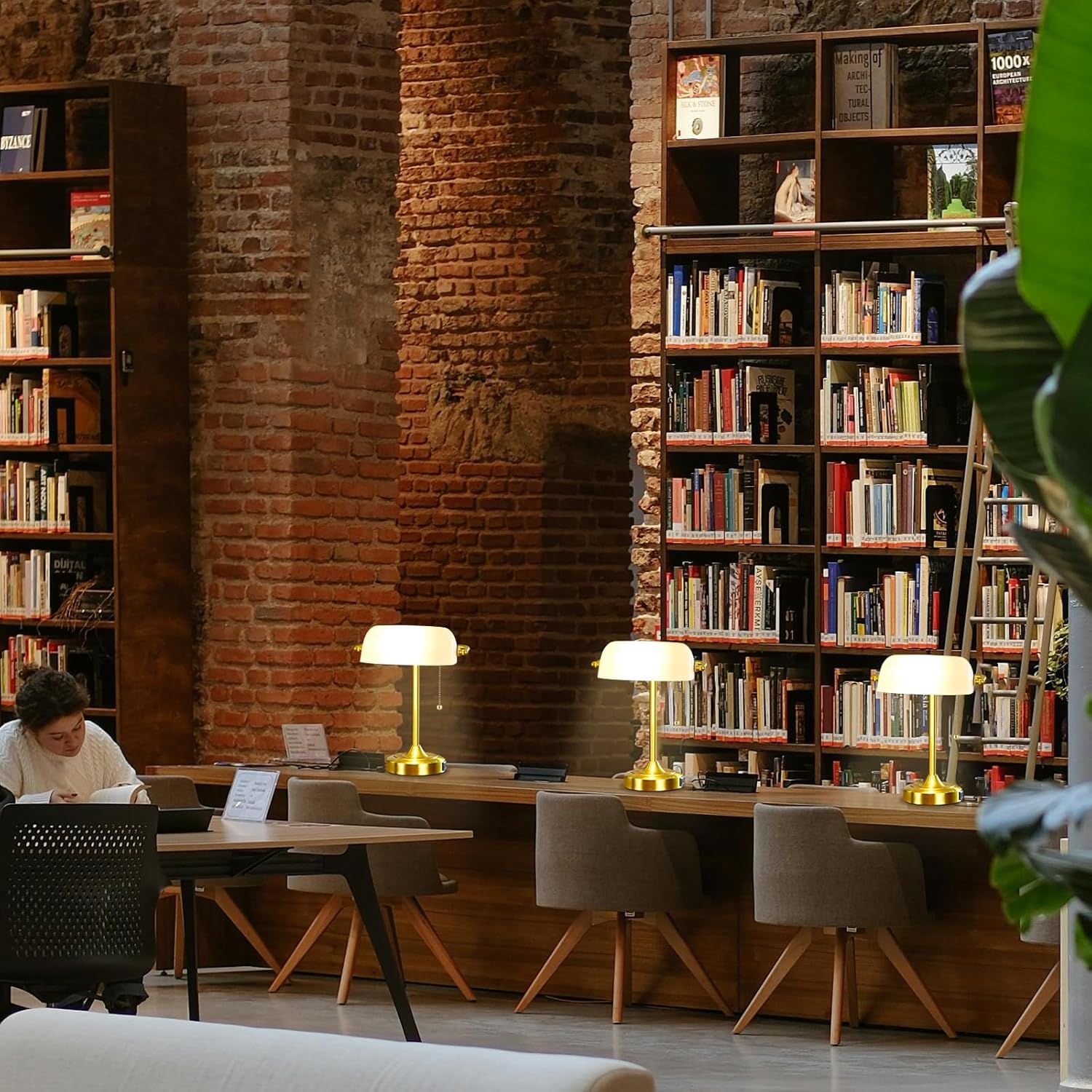 vintage desk lamp bankers lamp retro table lamp with usb & type c charging ports traditional pull chain switch library lamp for home office nightstand bedroom side table lamp(t45 bulb included)